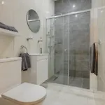 Art Deco Luxury Location Apartmán
