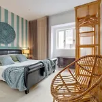 Art Deco Luxury Location