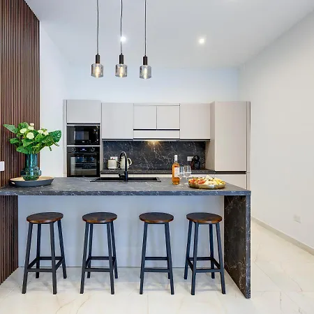Art Deco Luxury Location Apartament Sliema