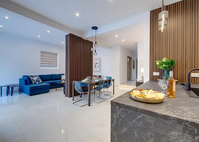 Art Deco Luxury Location