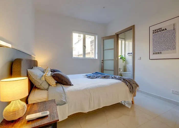 Art Deco Luxury Location Apartman Sliema