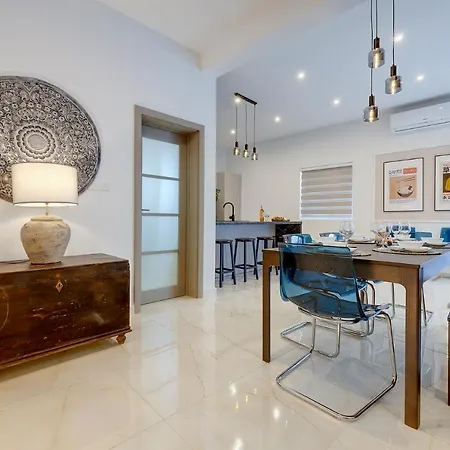 Art Deco Luxury Location *